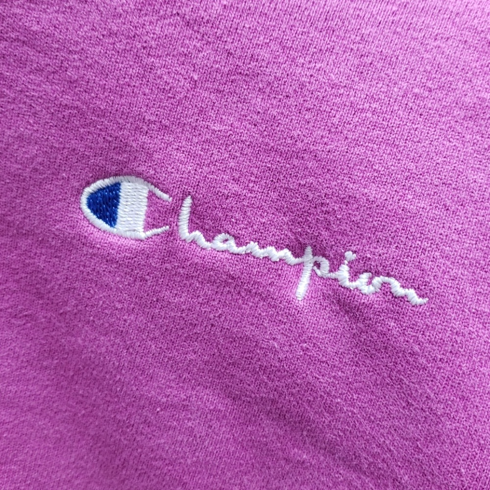 Womens oversized champion sweatshirt - Picture 2 of 4